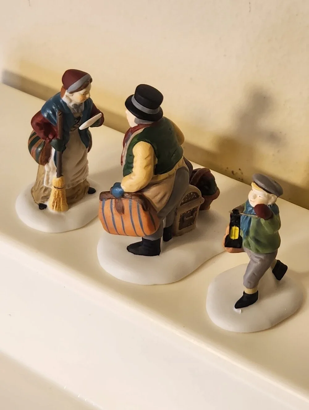 Department 56 Dickens Heritage Village “Come Into the Inn”-Set Of 3 Vintage